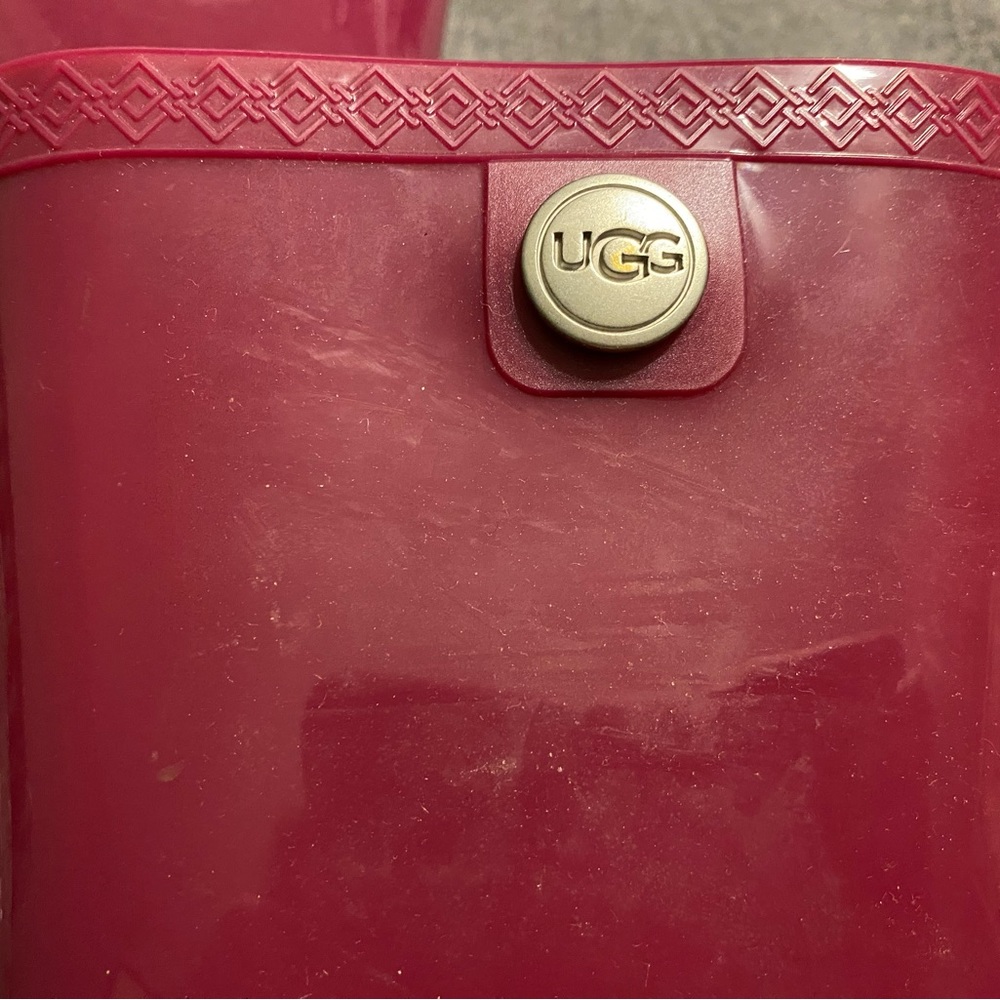 New!!! UGG red rain boots - Picture 6 of 6